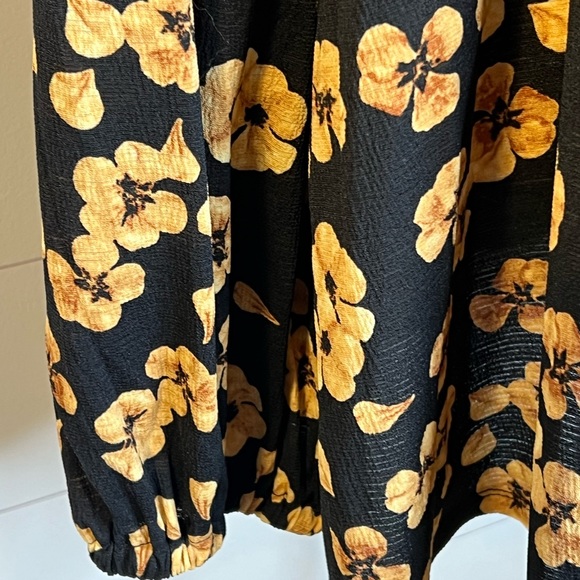 AVA & VIV BLACK FLORAL BLOUSE SZ 3X NWT - Picture 2 of 7